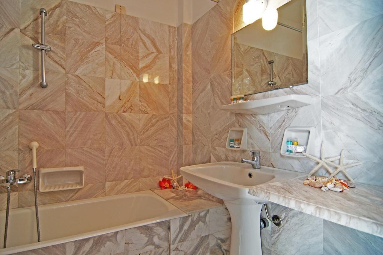 Alex Hotel Турлос Екстер'єр фото